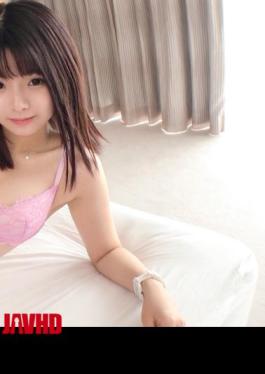 SIRO-4235 First shot 19-year-old professional student Big butt x cramps Friendly active professional student. She reacts like a tease, but her big butt trembles when the big cock thrusts her.. AV application online  AV trial shooting 1318