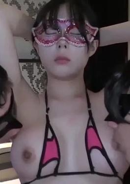 Fc2ppv FC2PPV-4899575 3P continuous creampie Once again, I think I got caught in the tangle of two young wives brought by the mi company.